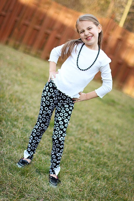 Bow Tie Leggings PDF Sewing Pattern - Photo by Jessica Sechrest Reynolds